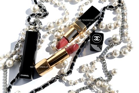 perles et éclats de chanel